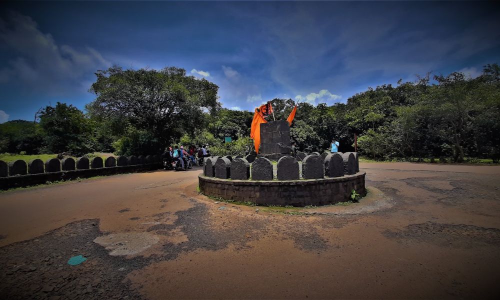 Panhalgad te pawankhin mohin